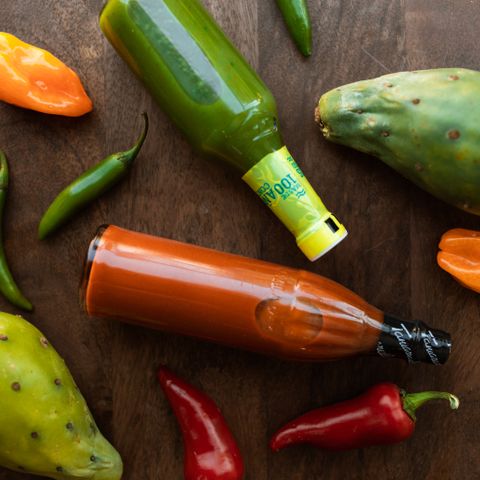 Hot sauce sampler set