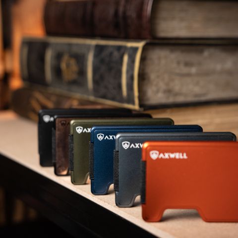 Slim RFID wallet
