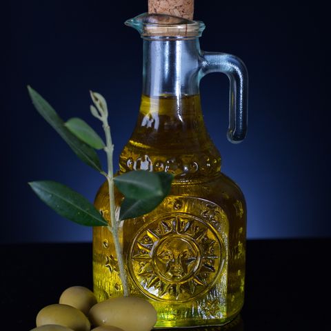 Harvest-dated olive oil