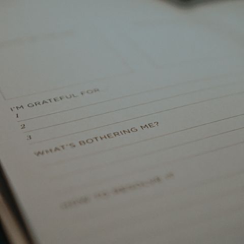 Guided 'Mom, tell me your story' journal