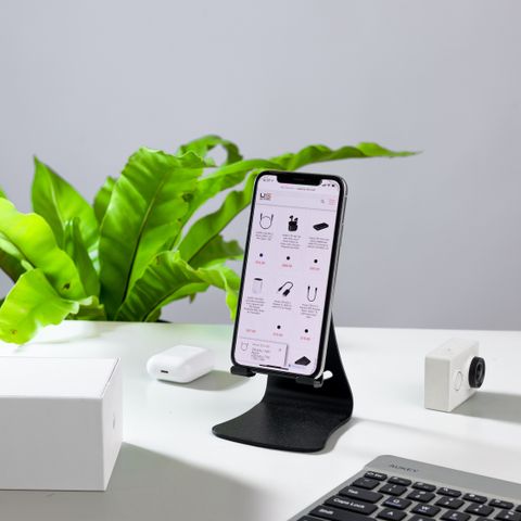 Adjustable aluminum phone stand