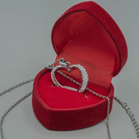 Diamond-accent heart pendant necklace