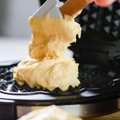 Mini waffle maker