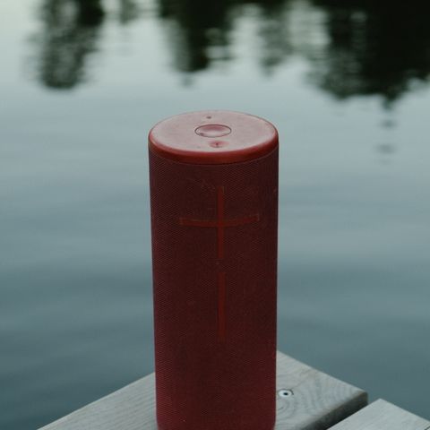 Portable bluetooth speaker